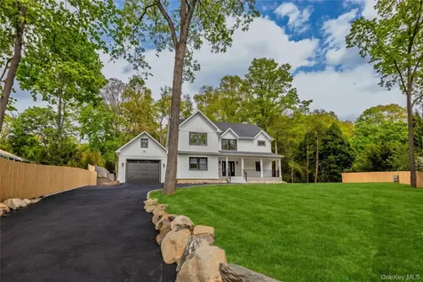 206 Beverly Road Huntington Station NY 11746