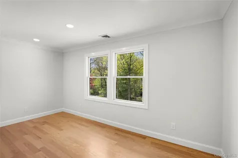 206 Beverly Road Huntington Station NY 11746