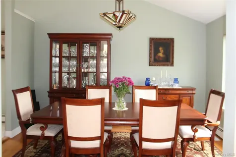 11 Manor Drive Goldens Bridge NY 10526