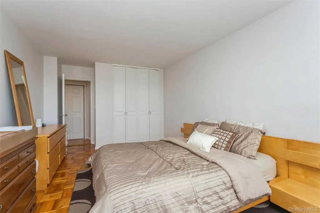 1841 Central Park Avenue Yonkers NY 10710