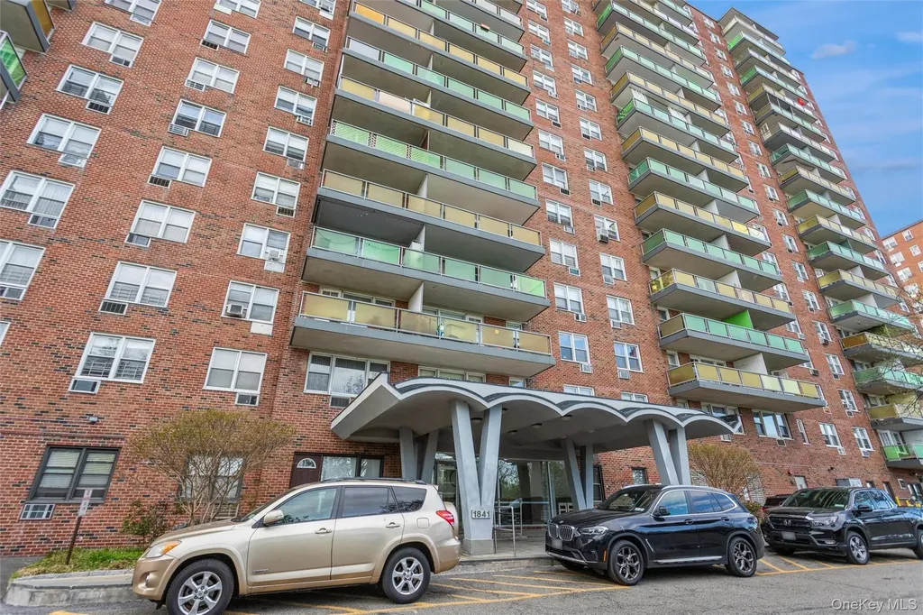 1841 Central Park Avenue Yonkers NY 10710
