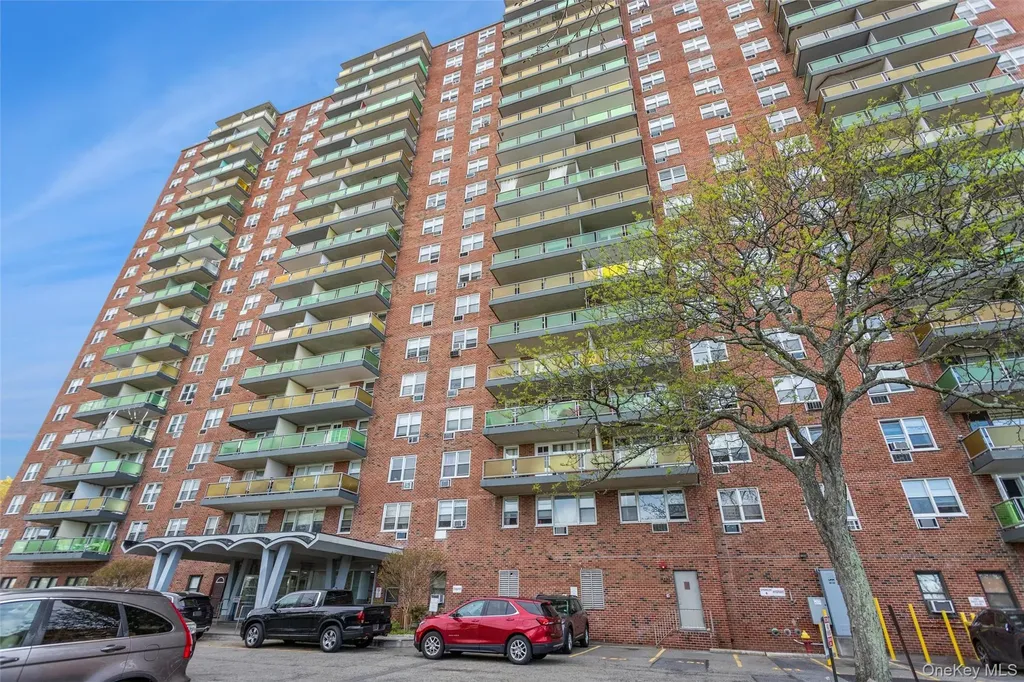 1841 Central Park Avenue Yonkers NY 10710