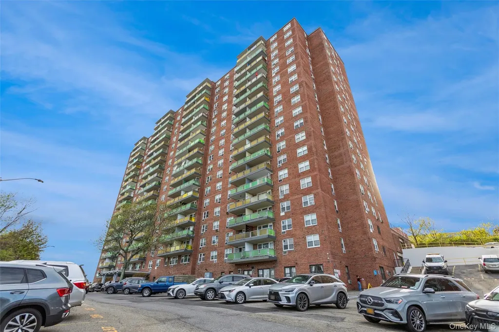 1841 Central Park Avenue Yonkers NY 10710