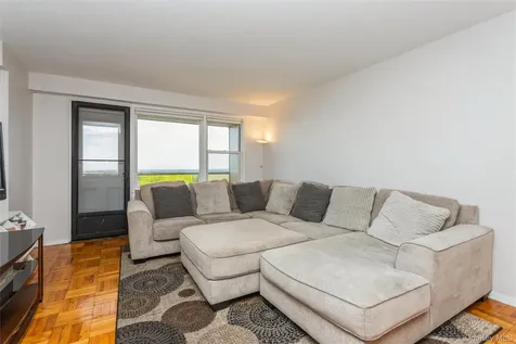 1841 Central Park Avenue Yonkers NY 10710