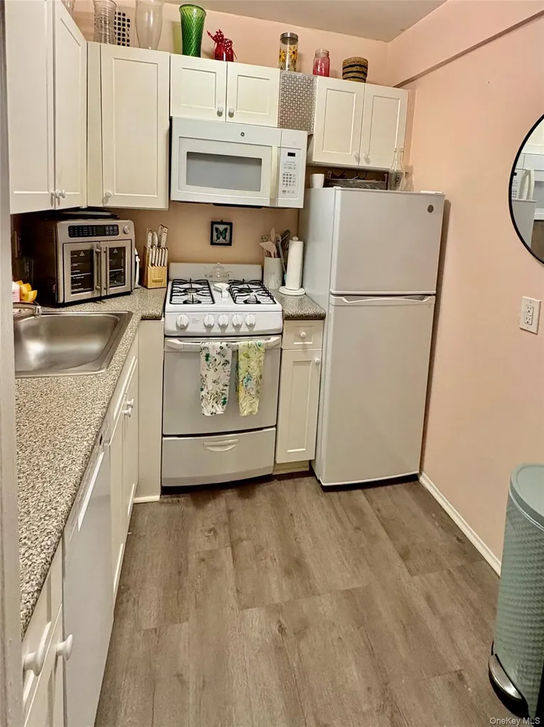 465 Shore Road Long Beach NY 11561