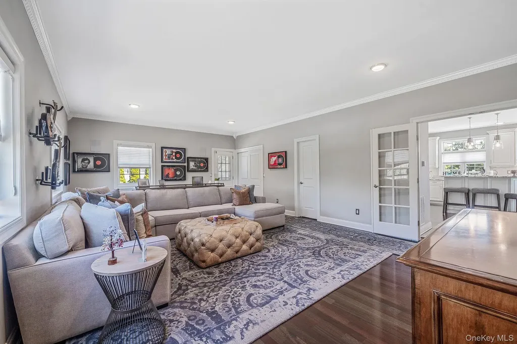 9 Sunset Lane Patchogue NY 11772
