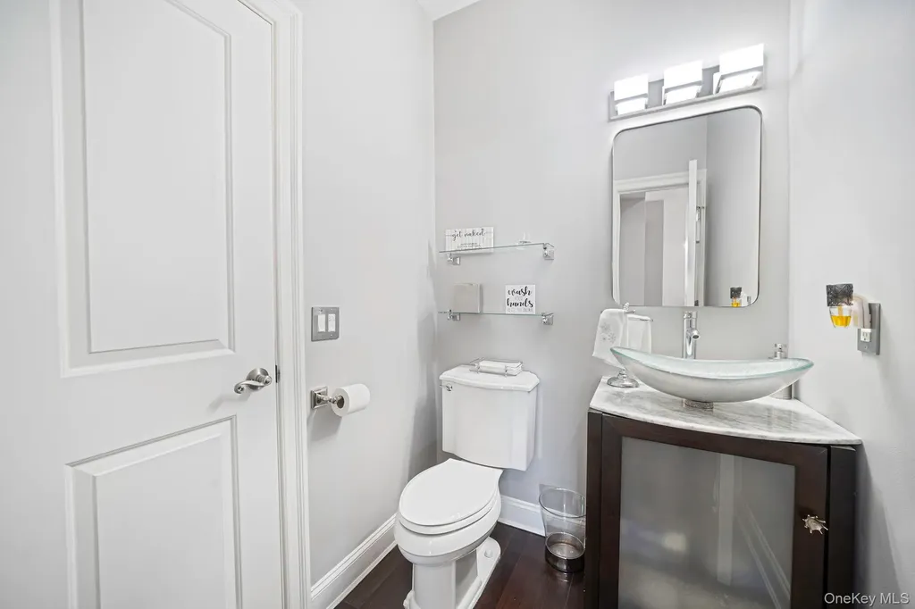 9 Sunset Lane Patchogue NY 11772