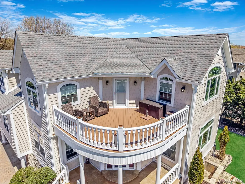 9 Sunset Lane Patchogue NY 11772