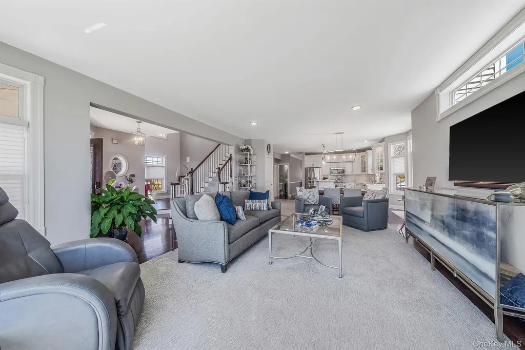 9 Sunset Lane Patchogue NY 11772