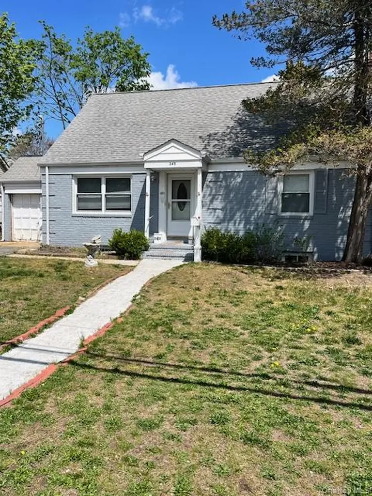 345 Walton Street West Hempstead NY 11552