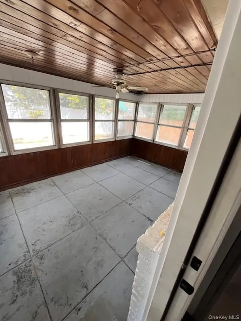 345 Walton Street West Hempstead NY 11552