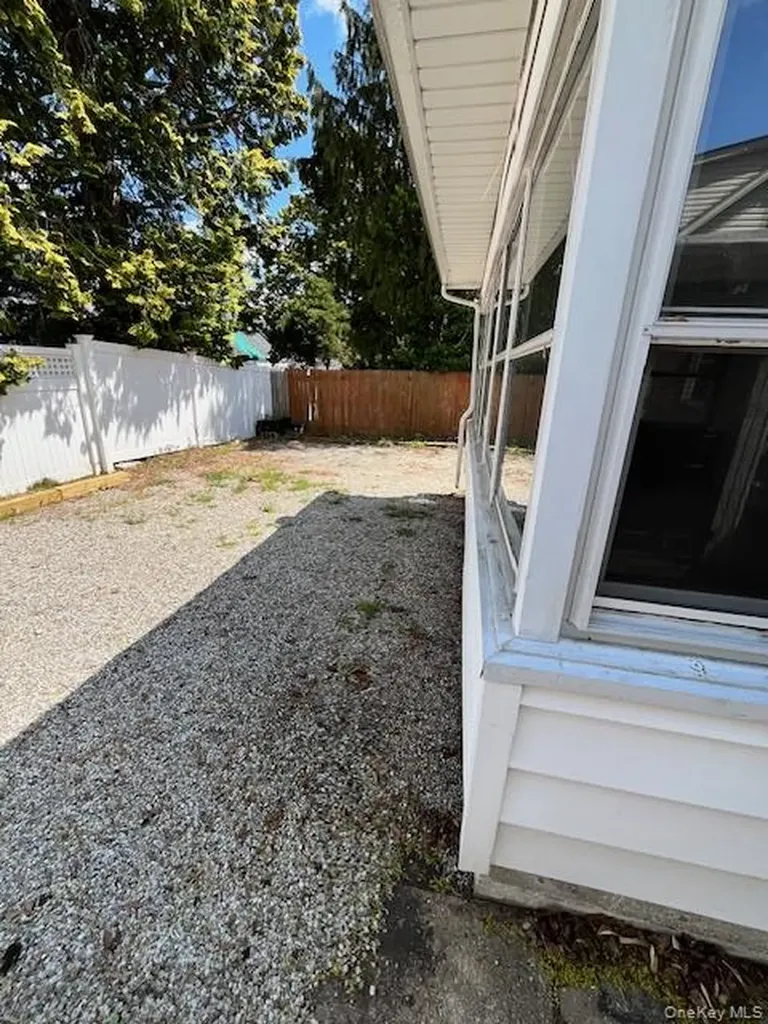 345 Walton Street West Hempstead NY 11552