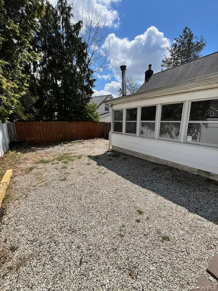 345 Walton Street West Hempstead NY 11552