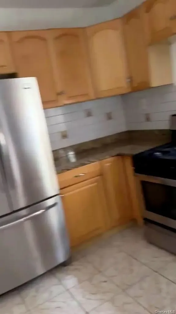 2719 Hering Avenue Bronx NY 10469