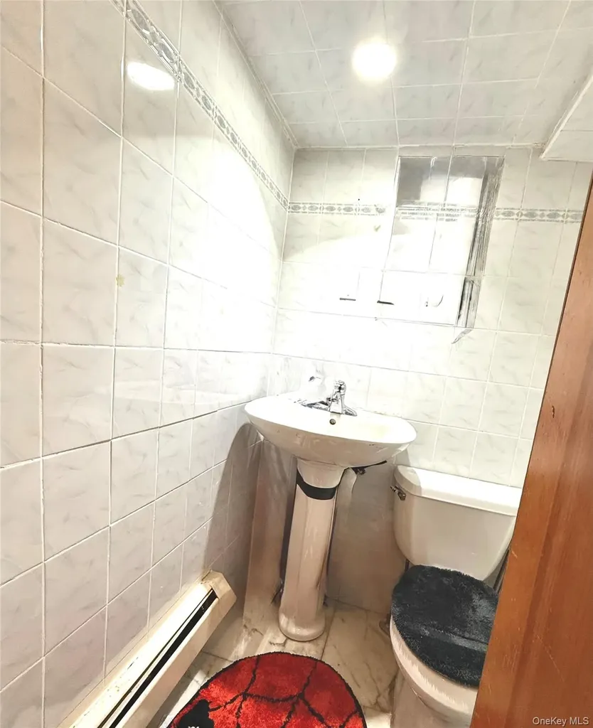 2719 Hering Avenue Bronx NY 10469
