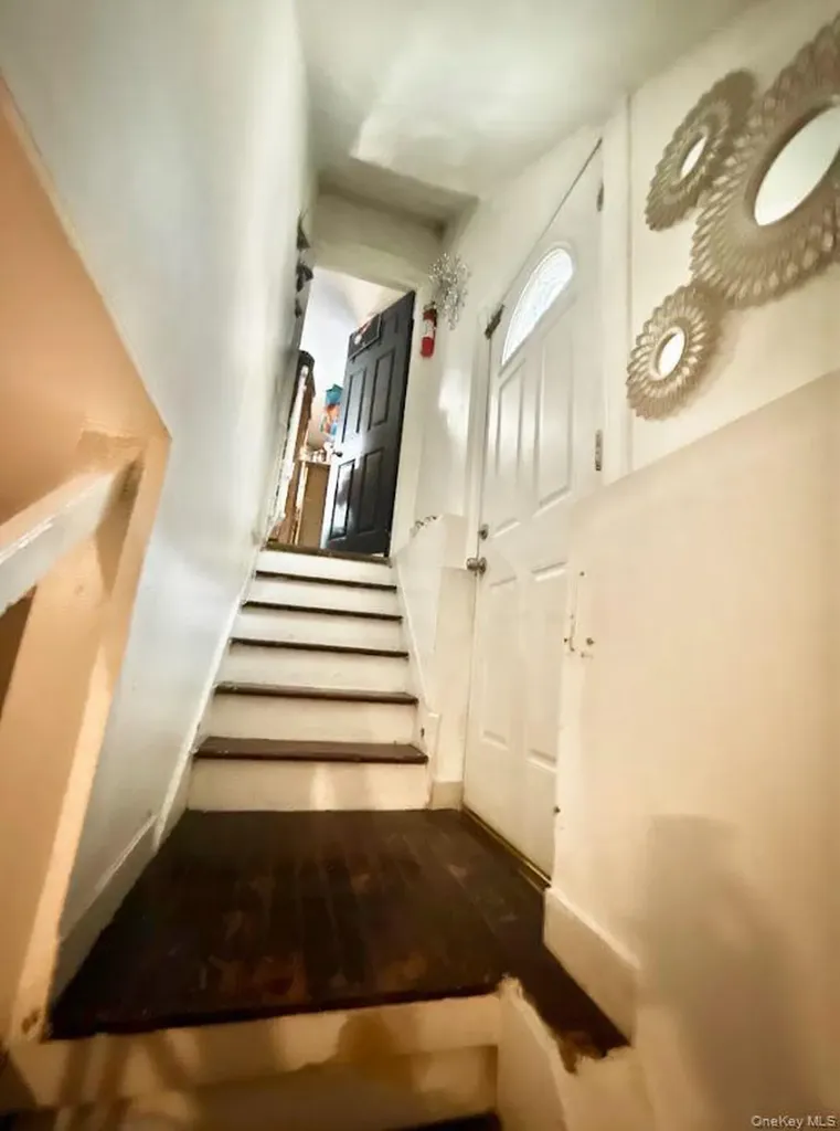 2719 Hering Avenue Bronx NY 10469