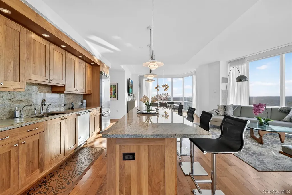 5 Renaissance Square White Plains NY 10601