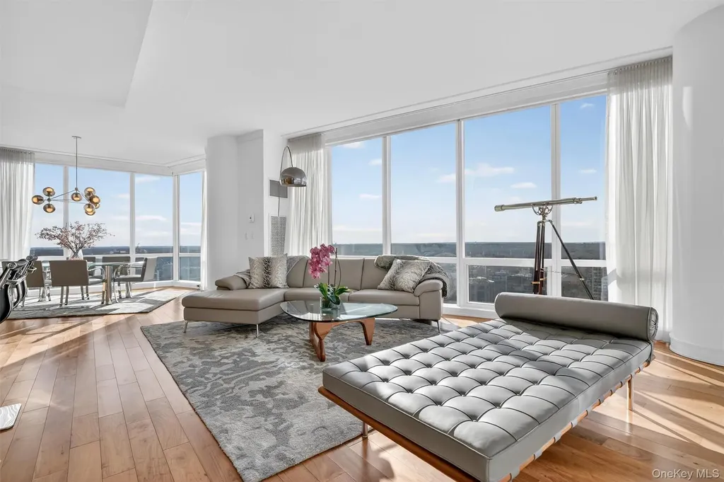 5 Renaissance Square White Plains NY 10601