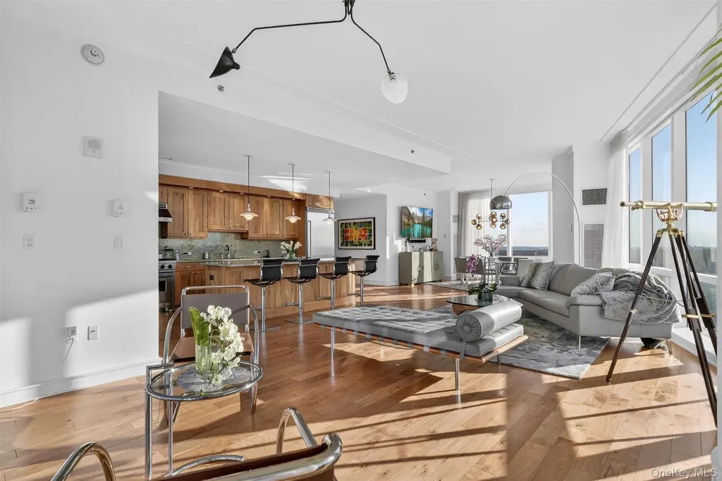 5 Renaissance Square White Plains NY 10601