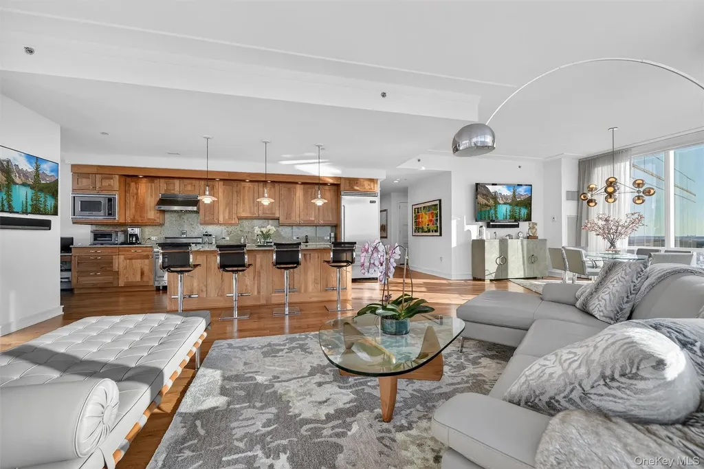 5 Renaissance Square White Plains NY 10601