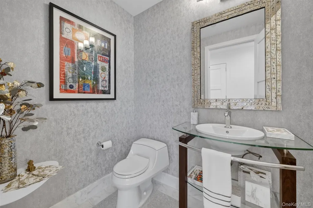 5 Renaissance Square White Plains NY 10601