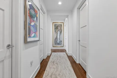 5 Renaissance Square White Plains NY 10601