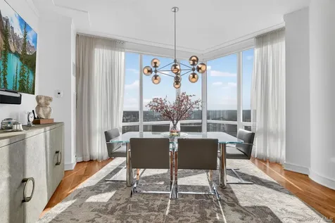 5 Renaissance Square White Plains NY 10601
