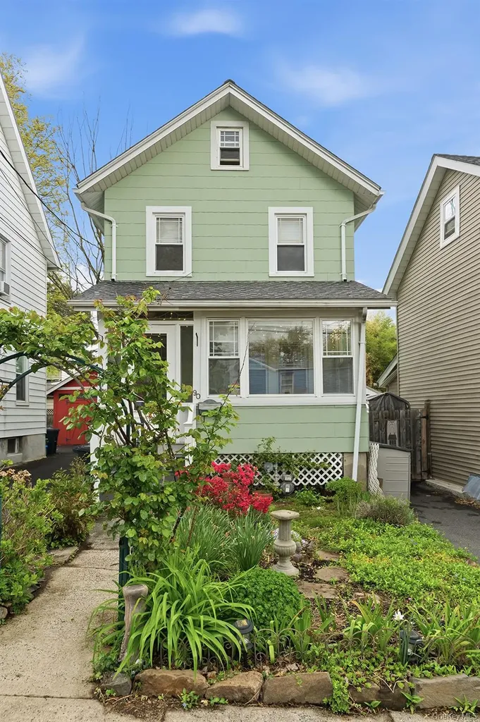 90 Brookside Avenue Nyack NY 10960