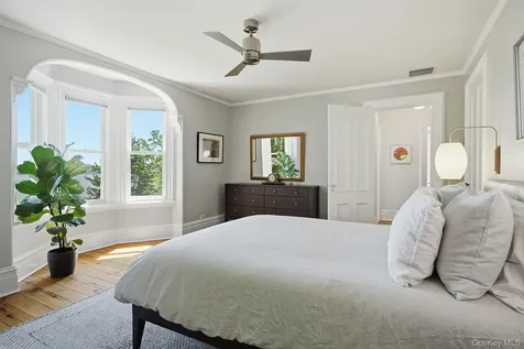 215 River Road Nyack NY 10960