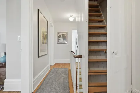 215 River Road Nyack NY 10960