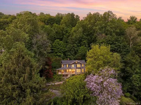 215 River Road Nyack NY 10960