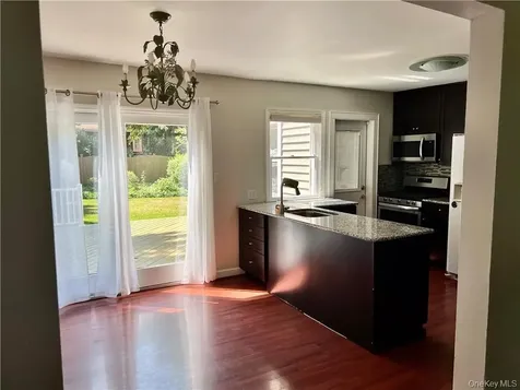 46 Beechwood Road Hartsdale NY 10530