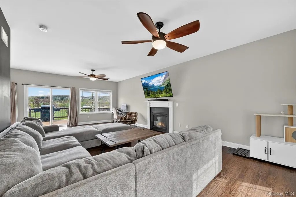 83 Lime Ridge Road Poughquag NY 12570