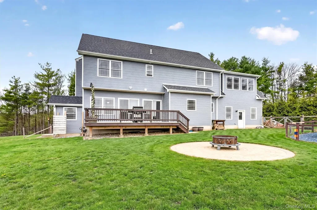 83 Lime Ridge Road Poughquag NY 12570
