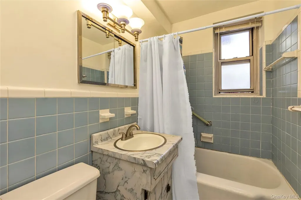 209-80 18th Avenue Bayside NY 11360