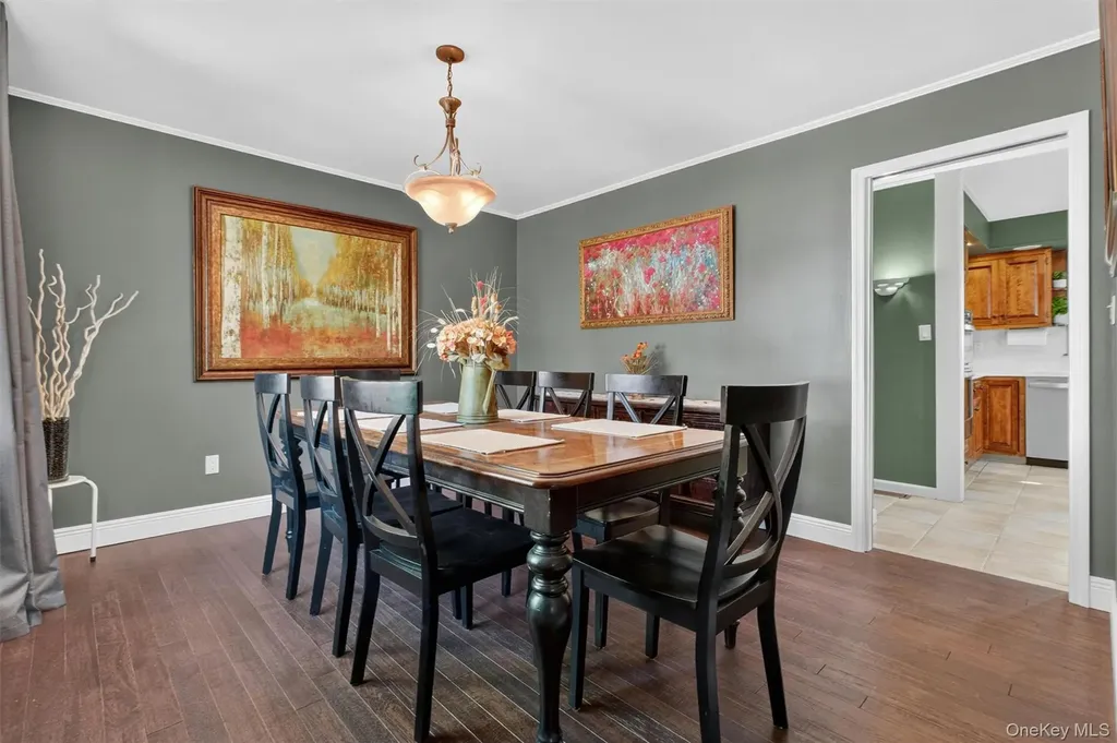 40 Brentwood Drive Poughkeepsie NY 12603