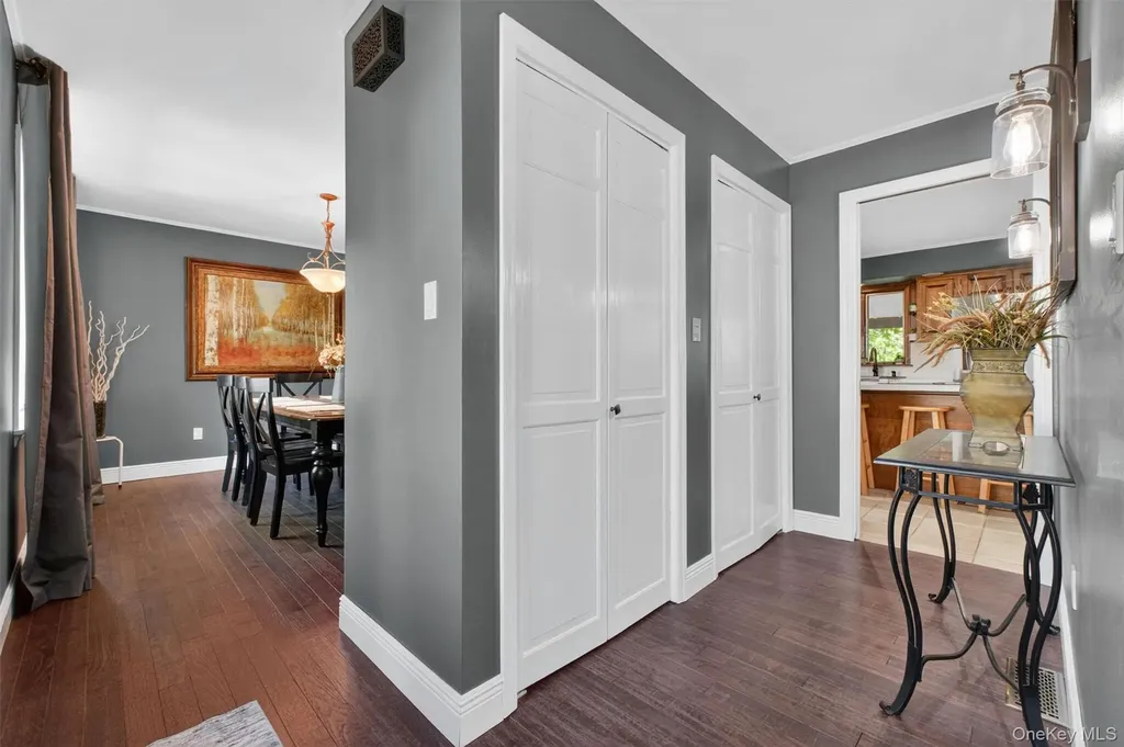 40 Brentwood Drive Poughkeepsie NY 12603