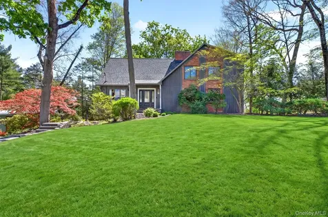 40 Brentwood Drive Poughkeepsie NY 12603