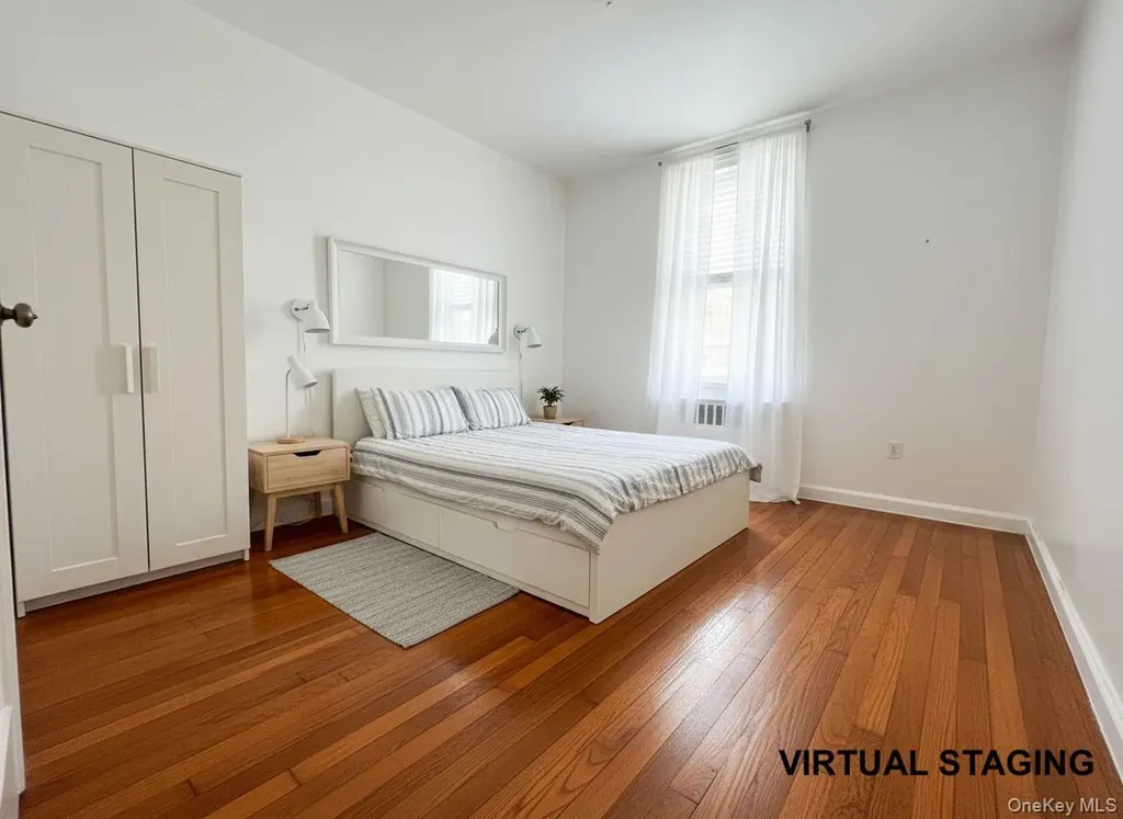 60-11 Broadway Woodside NY 11377