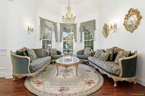 13 Chestnut Street Hopewell Junction NY 12533