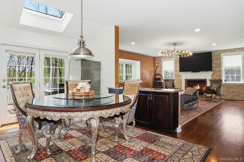 13 Chestnut Street Hopewell Junction NY 12533