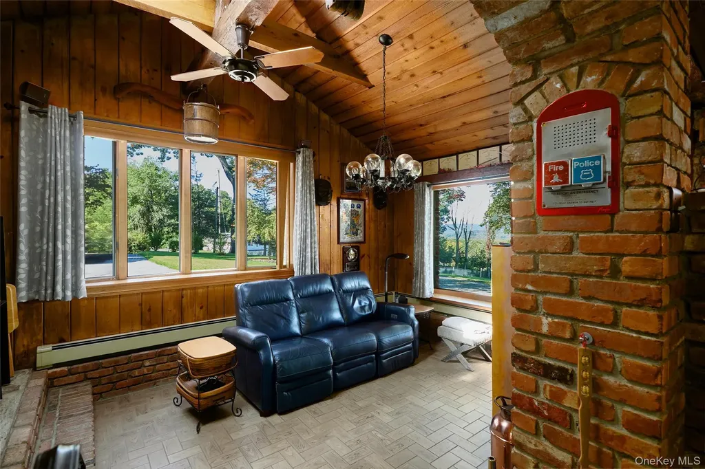 49 Iron Mountain Road Warwick NY 10990