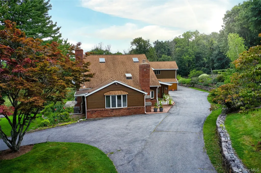 49 Iron Mountain Road Warwick NY 10990