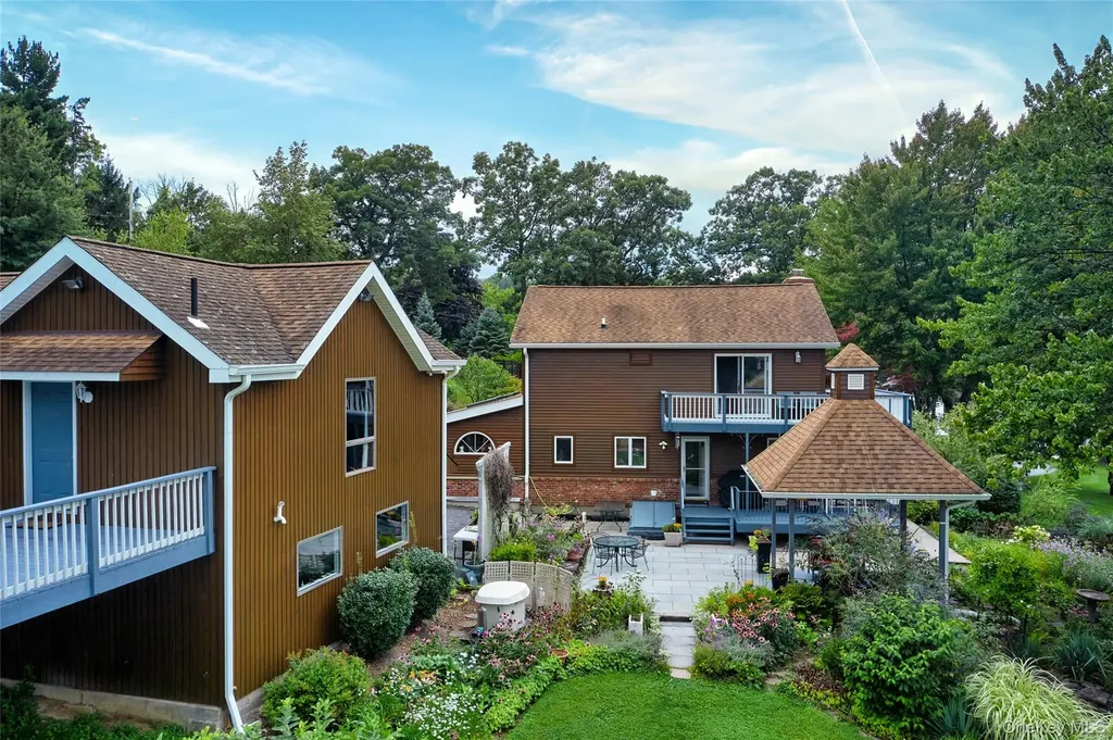 49 Iron Mountain Road Warwick NY 10990