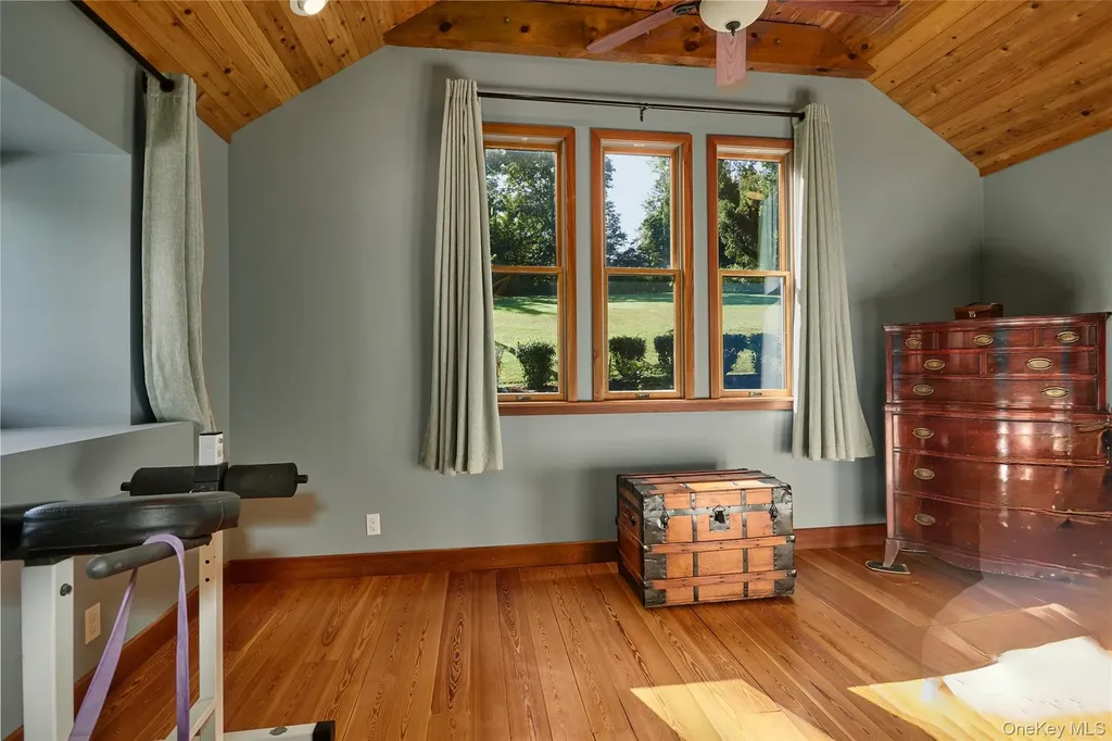 49 Iron Mountain Road Warwick NY 10990
