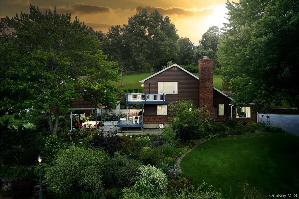 49 Iron Mountain Road Warwick NY 10990