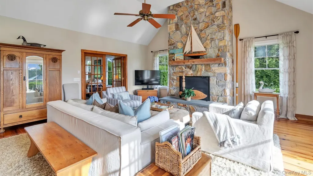 13A Brushy Neck Lane Westhampton NY 11977