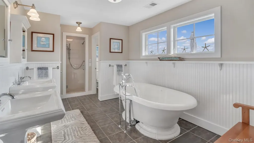 13A Brushy Neck Lane Westhampton NY 11977