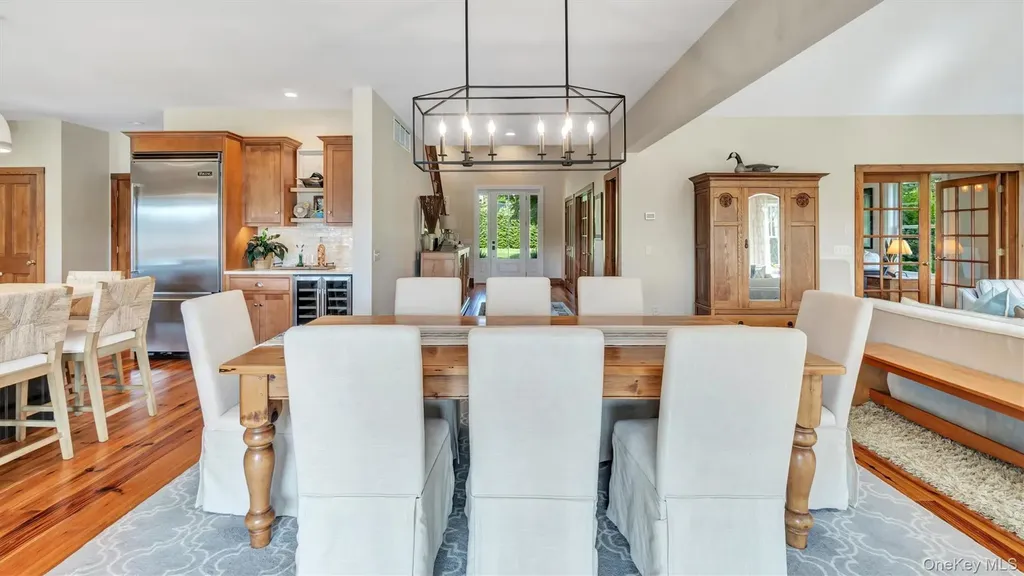 13A Brushy Neck Lane Westhampton NY 11977