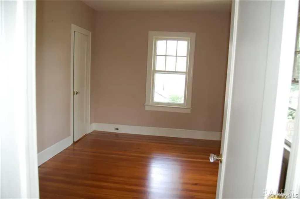 35 E Birch Street Mount Vernon NY 10552